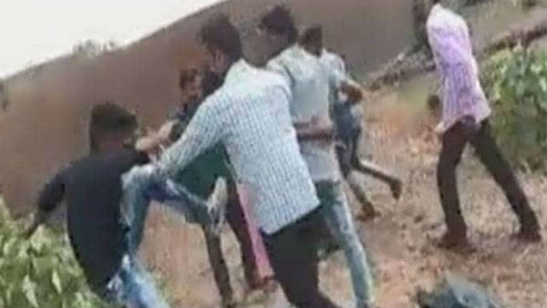 कुछ दिन पहले ही ये युवती अपने प्रेमी के साथ घर से भाग गई थी...