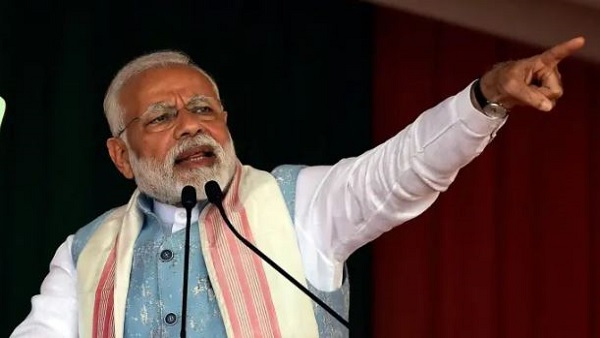 गुजरात में ही केवल कांग्रेस के पोस्टर में दिखाई देते हैं सरदार पटेल