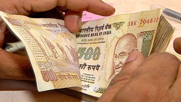 नोटबंदी के फैसले को भी बता चूके हैं अर्थव्यवस्था के लिए झटका