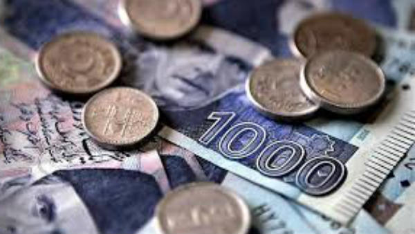 एशिया की सबसे खराब मुद्रा बना रुपया 