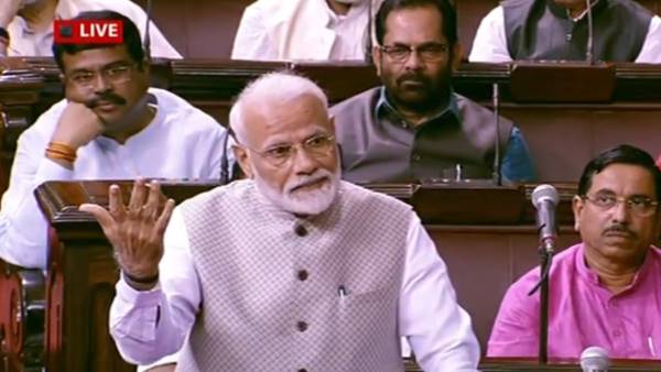 ईवीएम के मुद्दे पर पीएम ने विपक्ष को घेरा ईवीएम के मुद्दे पर पीएम ने विपक्ष को घेरा