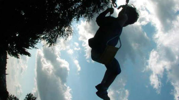 मंगल उच्च का दशम हो तब.....