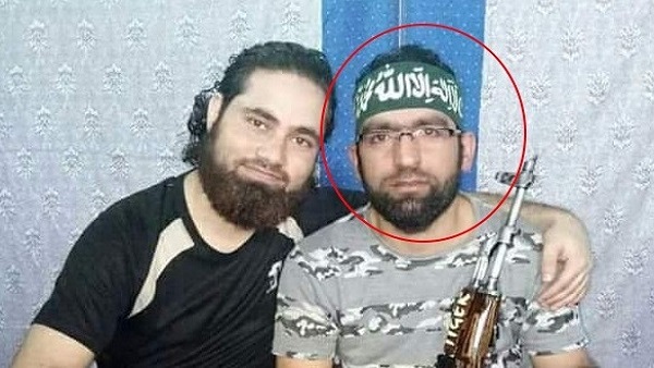 15 लाख का इनामी है रियाज नायकू