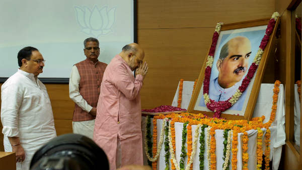 अमित शाह के पास है कमान