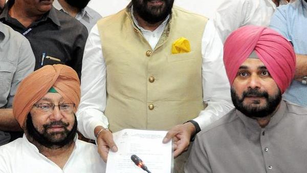 चुनाव में हार ठीकरा सिद्धू के सिर फोड़ा