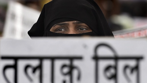 3 तलाक बिल पर बीजेपी की जाल में फंसती दिख रही है कांग्रेस 3 तलाक बिल पर बीजेपी की जाल में फंसती दिख रही है कांग्रेस