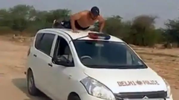 सरकारी गाड़ी का प्रयोग गलत सरकारी गाड़ी का प्रयोग गलत