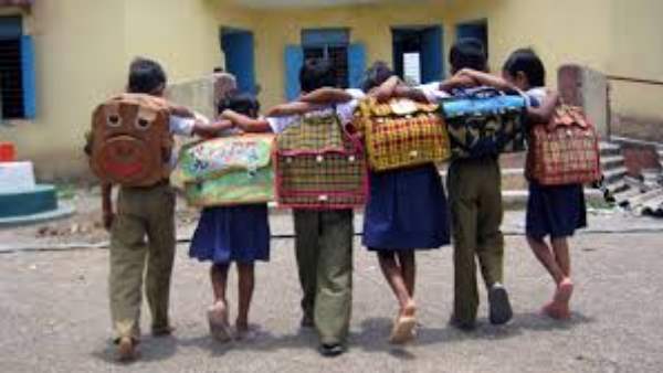 मैं खुद भी सरकारी स्कूल से पढी: कलेक्टर आयशा मैं खुद भी सरकारी स्कूल से पढी: कलेक्टर आयशा