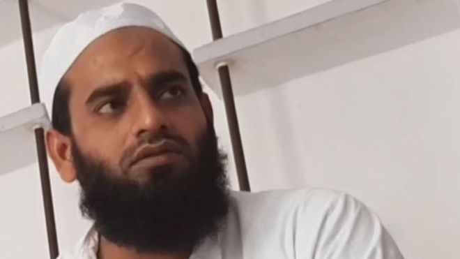 मुफ़्ती इमलाकुर्रहमान का कहना है कि हमले के बाद उनके दिल में ख़ौफ़ बैठ गया है