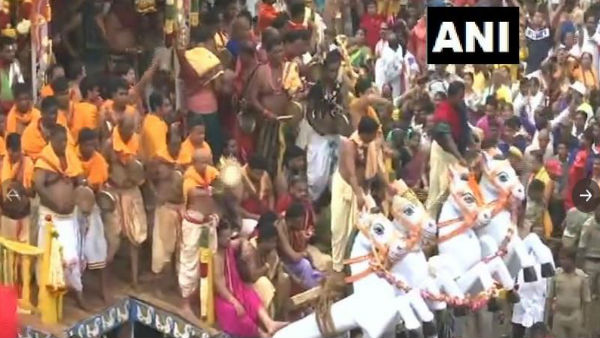 Jagannath Rath Yatra begins in Puri in presence of thousands of devotees. Jagannath Rath Yatra begins in Puri in presence of thousands of devotees.