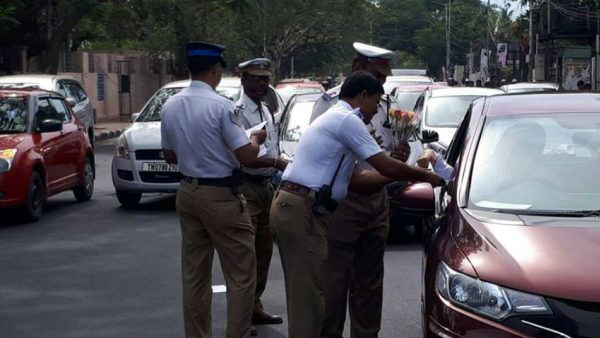  बिना हेलमेट के होने पर लगेगा 1000 रुपए का जुर्माना