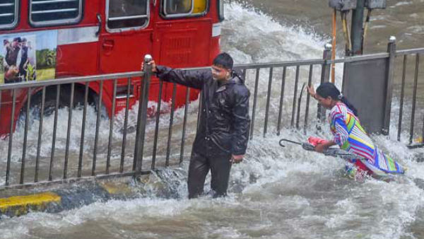 मुंबई में आज एक बार फिर शहर में भारी बारिश की आशंका