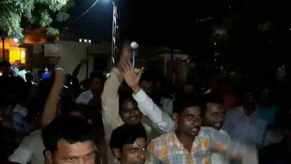 husband and wife died after electricity wire fallen on them