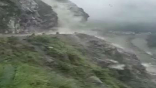 रोकनी पड़ी यात्रा