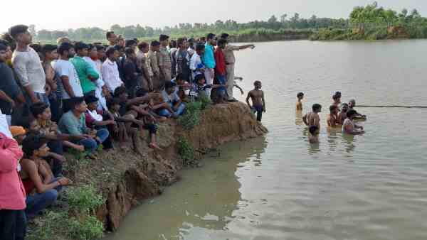 two children died while taking bath