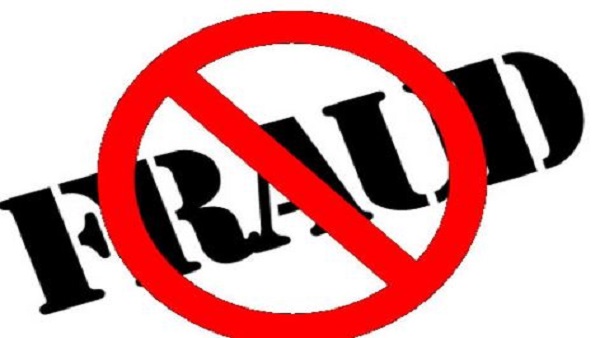 बताया था खुद को सांसद का पीए