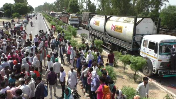 रात को गांवों में देना पड़ रहा पहरा रात को गांवों में देना पड़ रहा पहरा