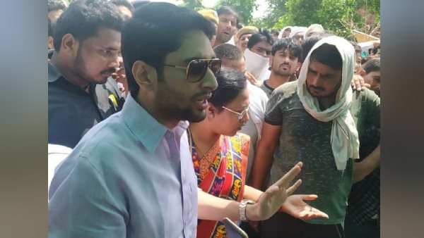 ग्रामीणों ने पुलिस गश्त बढ़ाने की मांग ग्रामीणों ने पुलिस गश्त बढ़ाने की मांग