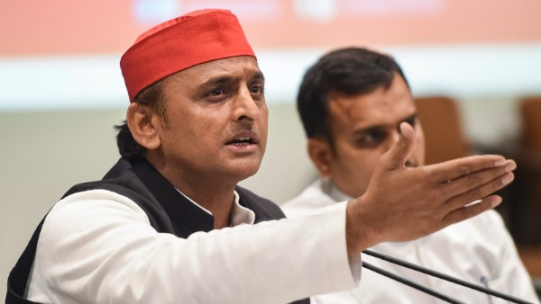 अखिलेश के करीबी रहे नीरज शेखर क्या भाजपा में जाएंगे? अखिलेश के करीबी रहे नीरज शेखर क्या भाजपा में जाएंगे?