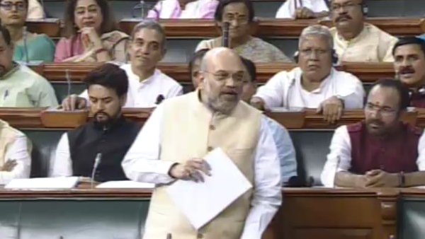 'अर्बन नक्सलियों के दया नहीं' 