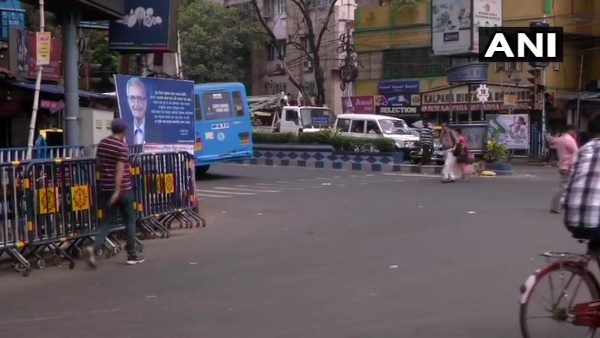  मंत्री ने लगवाए पोस्टर!