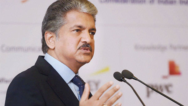 सोशल मीडिया पर बनी चर्चा का विषय