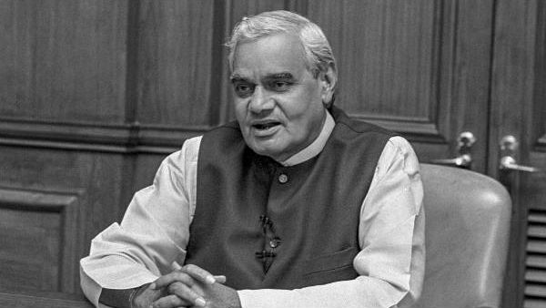 आगरा सम्‍मेलन की तरफ था इशारा 