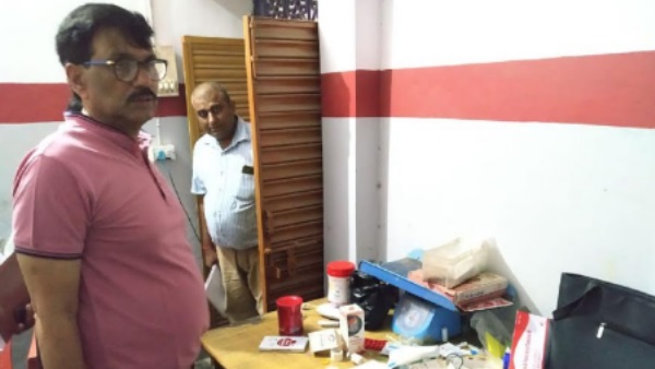 घर पर महिलाओं की डिलीवरी करवा रही थी एएनएम