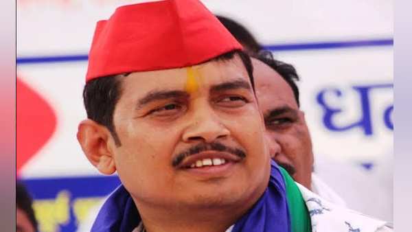 रेप केस में आरोपी हैं अतुल राय