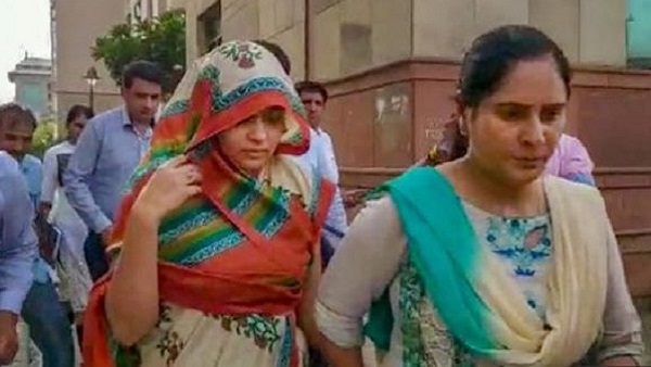 हत्या के आरोप में जेल में बंद है अपूर्वा शुक्ला
