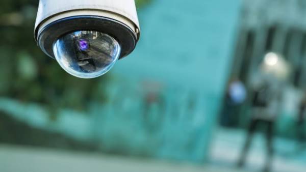 सीसीटीवी कैमरों के फुटेज खंगाल रही पुलिस