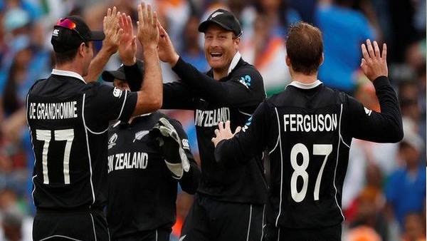 बिखर गई भारत की बल्लेबाजी