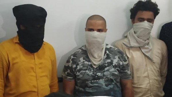 मुनीम से लूटे थे सात लाख रुपए