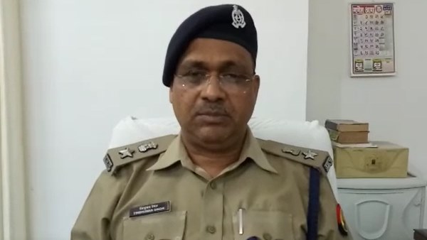 पुलिस ने बेटे को किया गिरफ्तार