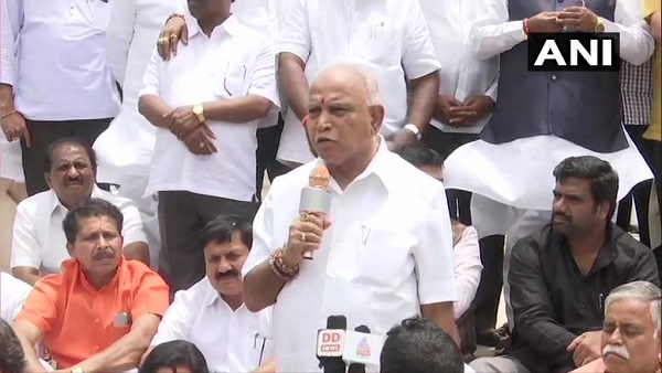 कुमारस्वामी को आज साबित करना है बहुमत