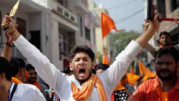 क्या यह धर्म की आड़ में दबंगई है?