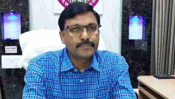 किसानों ने डीएम आंजनेय कुमार से की थी शिकायत