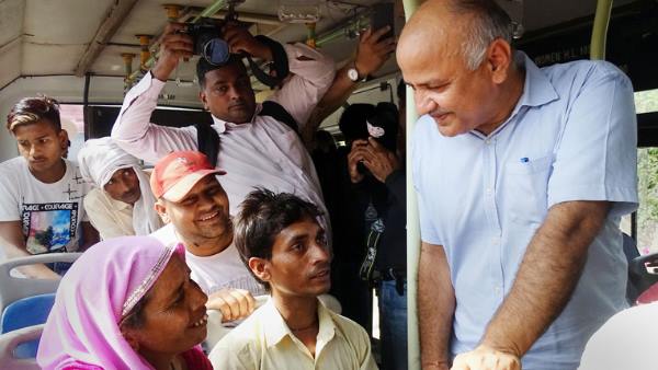 बसों में महिलाओं की फ्री राइड पर जल्द फैसला लेगी केजरीवाल सरकार
