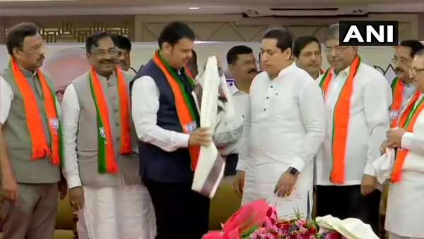 Mumbai Former NCP leaders join BJP in presence Maharashtra CM Devendra Fadnavis Mumbai Former NCP leaders join BJP in presence Maharashtra CM Devendra Fadnavis