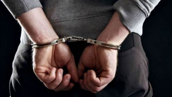 हथेली पर गोदा है गर्लफ्रेंड का नाम