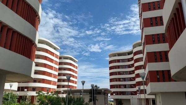 'दूसरों की तरह मेरे भी सपने थे'