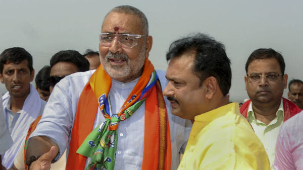 गिरिराज सिंह ने कन्हैया को हराया गिरिराज सिंह ने कन्हैया को हराया