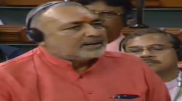 'आप पाकिस्तान के एक्सपर्ट हैं'