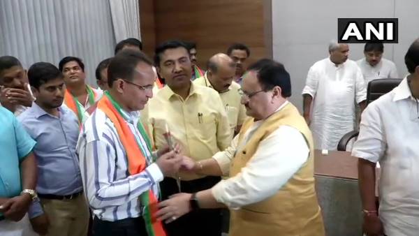 स्पीकर बोले- कानून के मुताबिक हुआ विलय