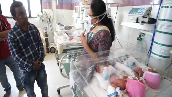 बच्चों का वजन काफी कम, डॉक्टरों में निगरानी में ही रहेंगे