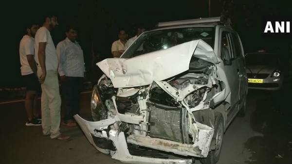 video: बारामूला में नदी के तेज बहाव में डूब रही थी लड़की, CRPF जवानों ने बचाई जान Read more at: https://hindi.oneindia.com/news/india/video-crpf-personnel-saving-a-girl-from-drowning-in-baramulla-jammu-kashmir-515799.html video: बारामूला में नदी के तेज बहाव में डूब रही थी लड़की, CRPF जवानों ने बचाई जान Read more at: https://hindi.oneindia.com/news/india/video-crpf-personnel-saving-a-girl-from-drowning-in-baramulla-jammu-kashmir-515799.html