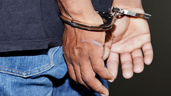 पुलिस ढूंढने लगी को रफूचक्कर हुआ आलम