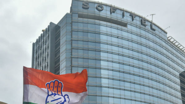चार्टर्ड प्लेन से बीजेपी सांसद के जुड़े तार!