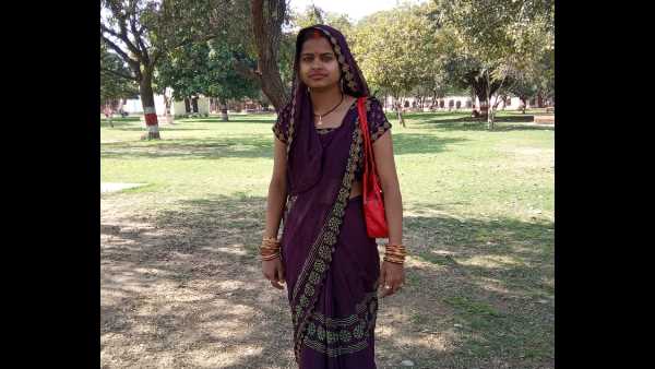 गोमती नदी में मिल रहे हैं शव 