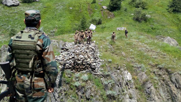 पिता ने मांगी थी इमरान से मदद पिता ने मांगी थी इमरान से मदद